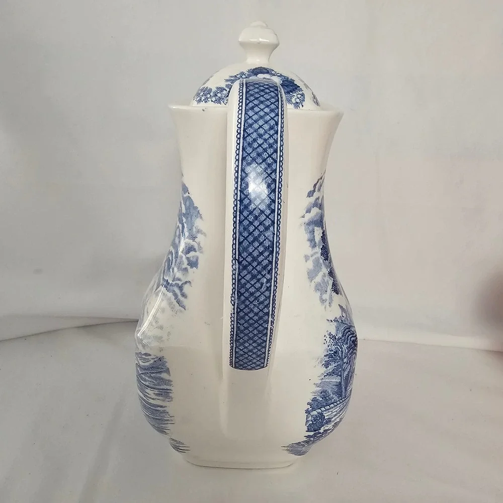 Vintage Royal Warwick Lochs of Scotland Blue Coffee Pot 10